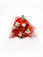 Amor: Ramo de 10 Rosas con Mini Rosas y Manzanilla - Imagen 2