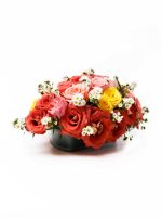 Belleza Natural: 22 Rosas con Manzanilla, Eucalipto y Aliento de Bebé en una Exquisita Presentación - Imagen 2