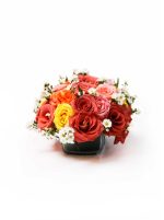 Belleza Natural: 22 Rosas con Manzanilla, Eucalipto y Aliento de Bebé en una Exquisita Presentación - Imagen 3